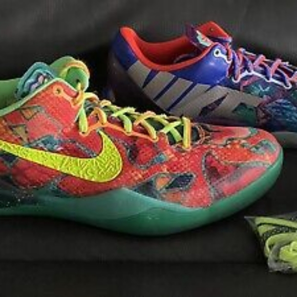 What The Kobe 8 Size 12 - Picture 3 of 4